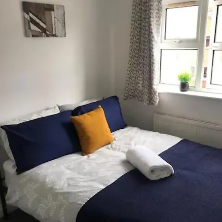 Contractor And Family Friendly Spacious 3-Bed House With Private Parking, Wifi, Garden Area Lighthorne Extérieur photo